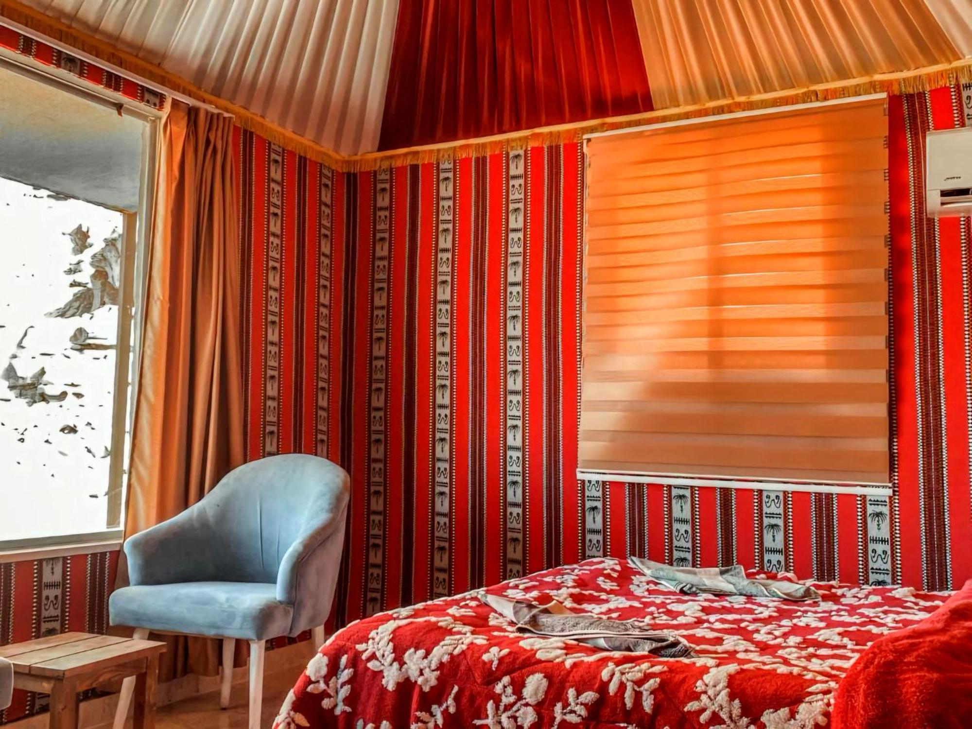 Rum Royal Flower Luxury Camp ワディ ・ラム エクステリア 写真